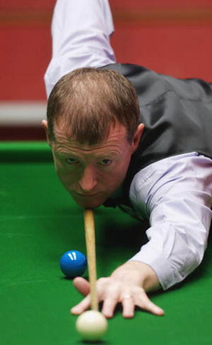 使他更加谨 使他更加谨