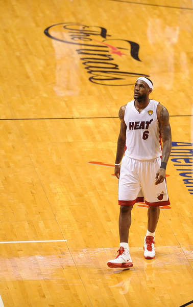 前效力于巴 前效力于巴