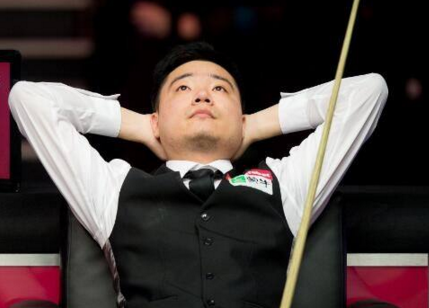 卫冕冠军四 卫冕冠军四