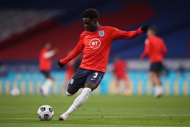 半自动越位 半自动越位